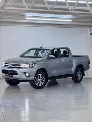 TOYOTA HILUX 2.8 SRX 4X4 CD 16V DIESEL 4P AUTOMÁTICO TOYOTA HILUX 2.8 SRX 4X4 CD 16V DIESEL 4P AUTOMÁTICO